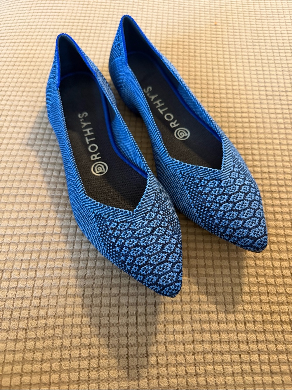 Rothy's Women's Electric Blue Pointed Knit Flats